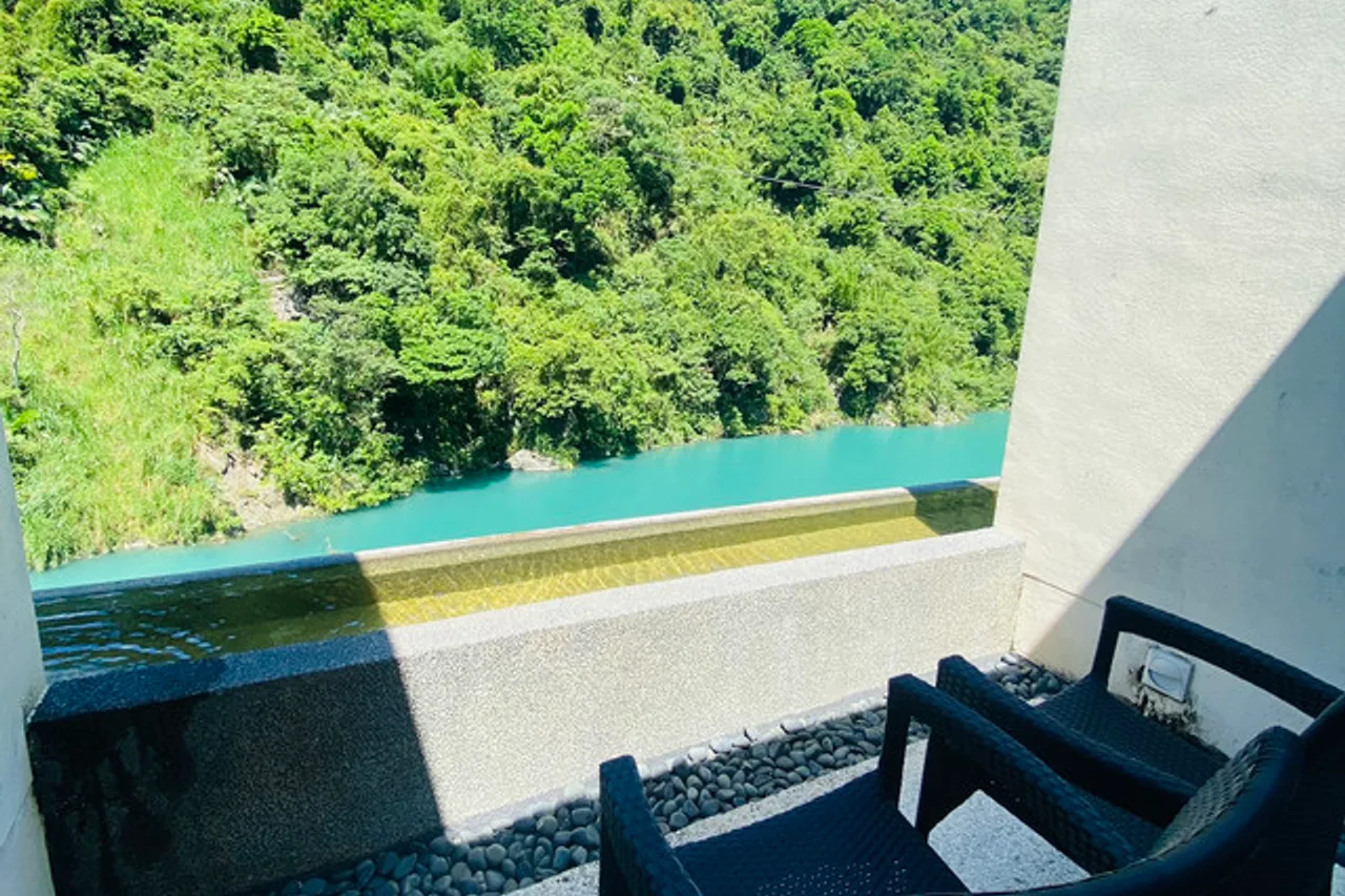 Volando Urai Spring Spa & Resort — ภาพห้องพักและบรรยากาศ