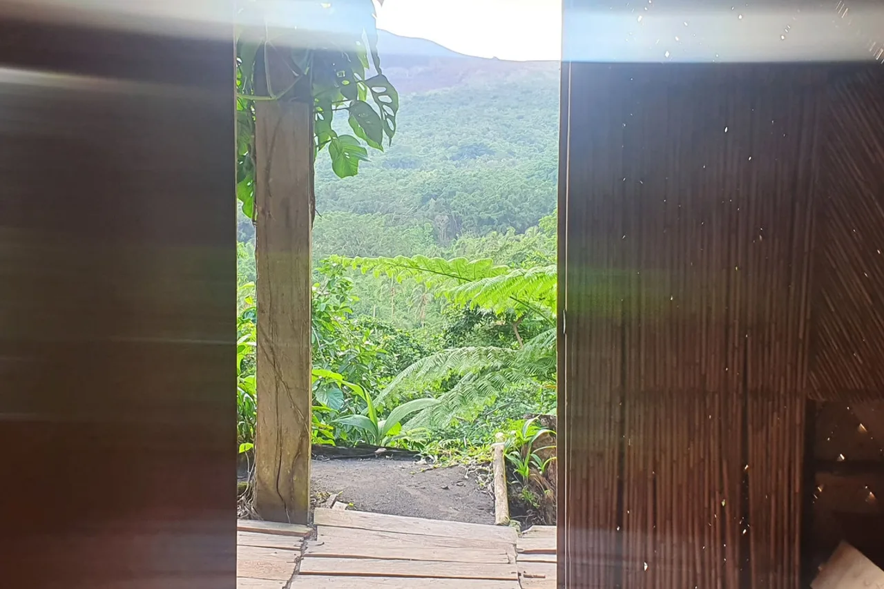 Volcano Island Paradise Bungalow — ภาพห้องพักและบรรยากาศ