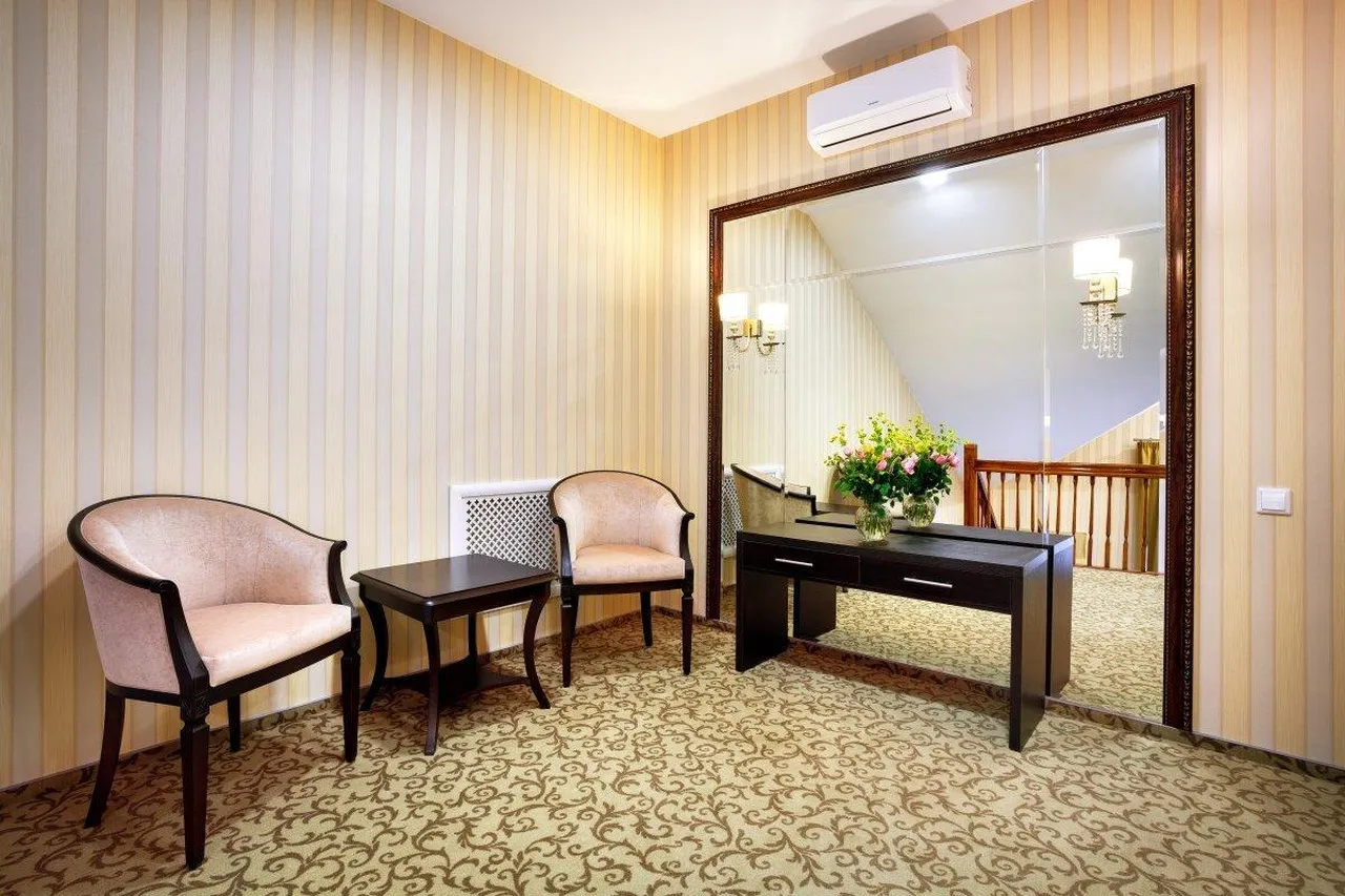 Volkhov Hotel — ภาพห้องพักและบรรยากาศ