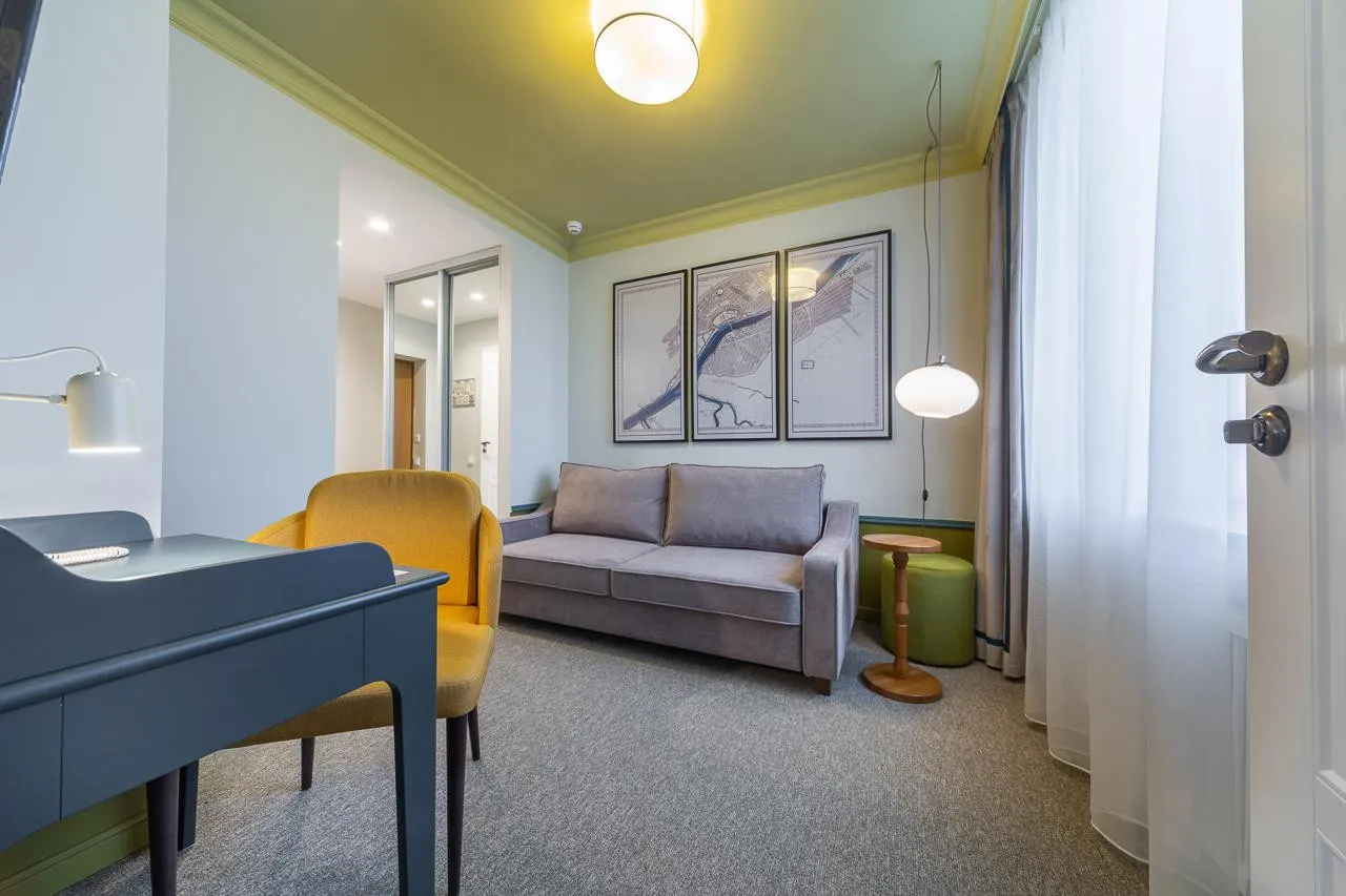 Volkhov Hotel — ภาพห้องพักและบรรยากาศ
