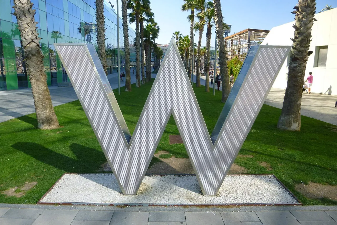 W Barcelona — rooms and atmosphere