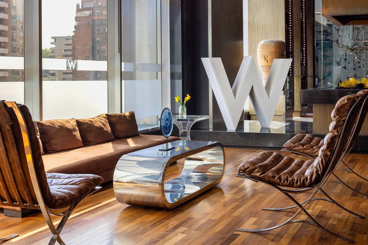 W Santiago — rooms and atmosphere