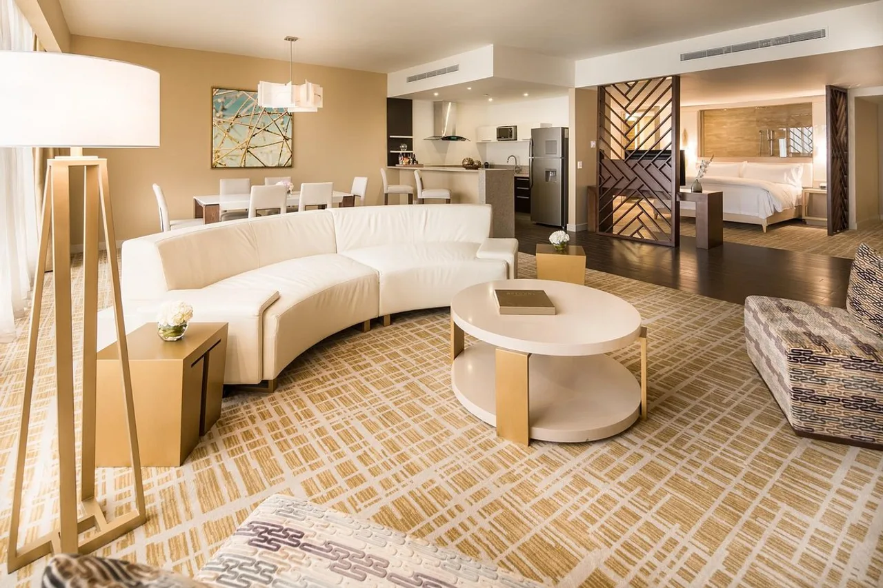 Waldorf Astoria Panama — rooms and atmosphere