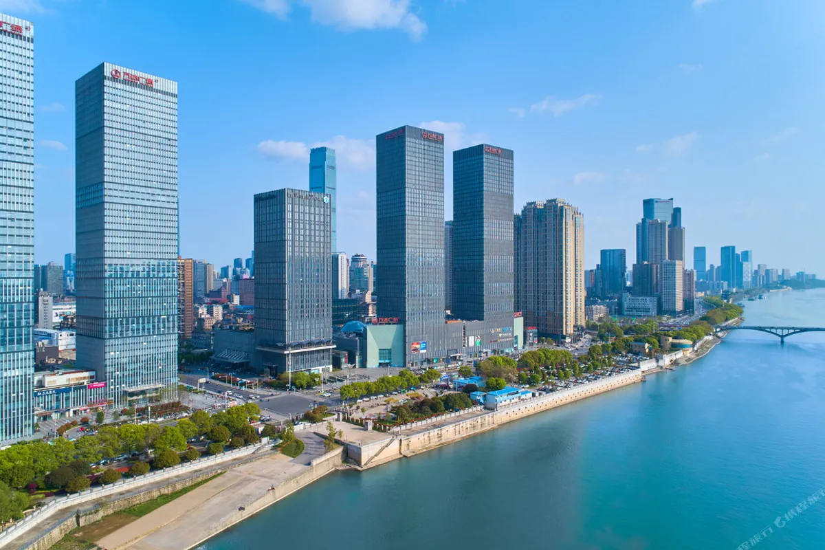 Wanda Vista Changsha — rooms and atmosphere