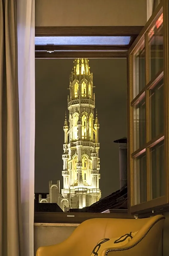 Warwick Brussels — Grand Place — rooms and atmosphere