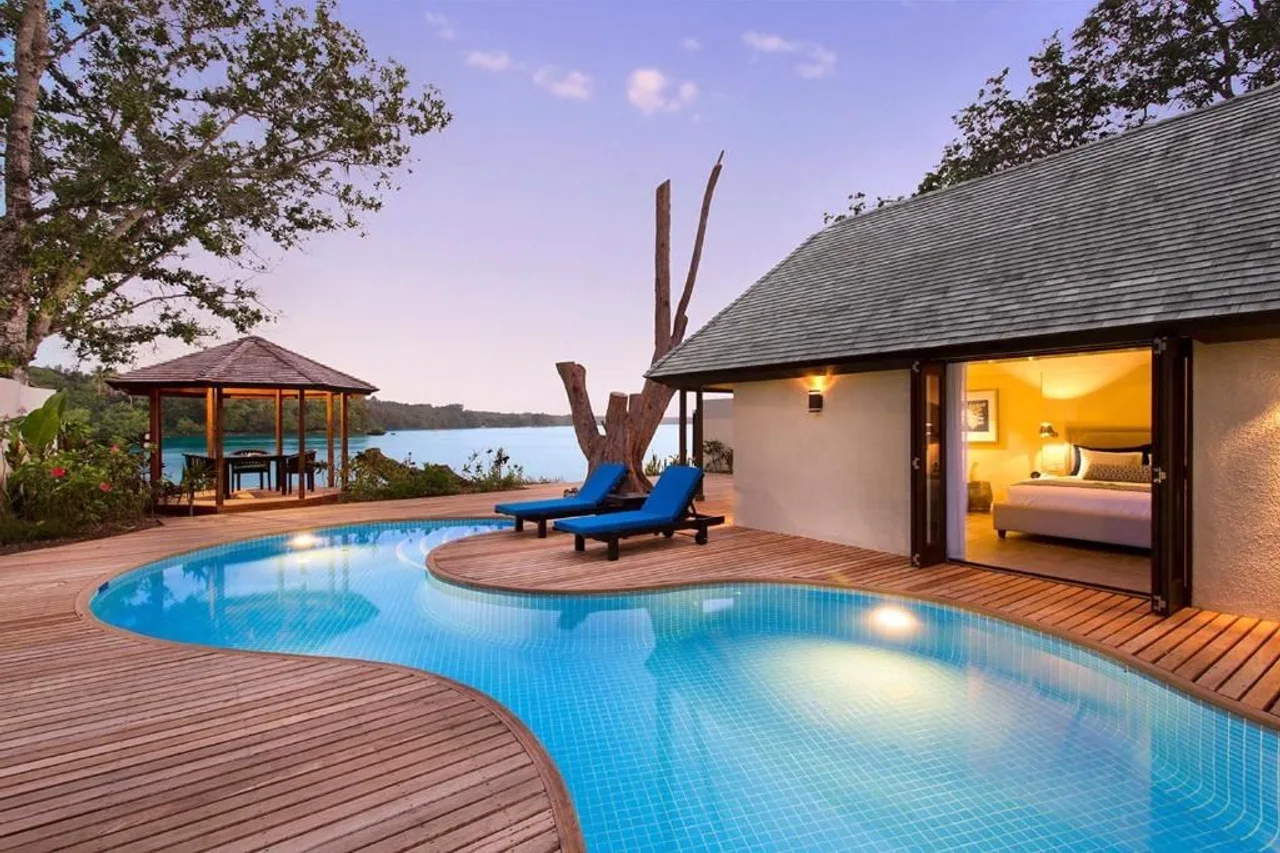 Warwick Le Lagon Resort & Spa, Vanuatu — rooms and atmosphere
