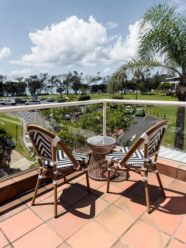 Waves Byron Bay — rooms and atmosphere