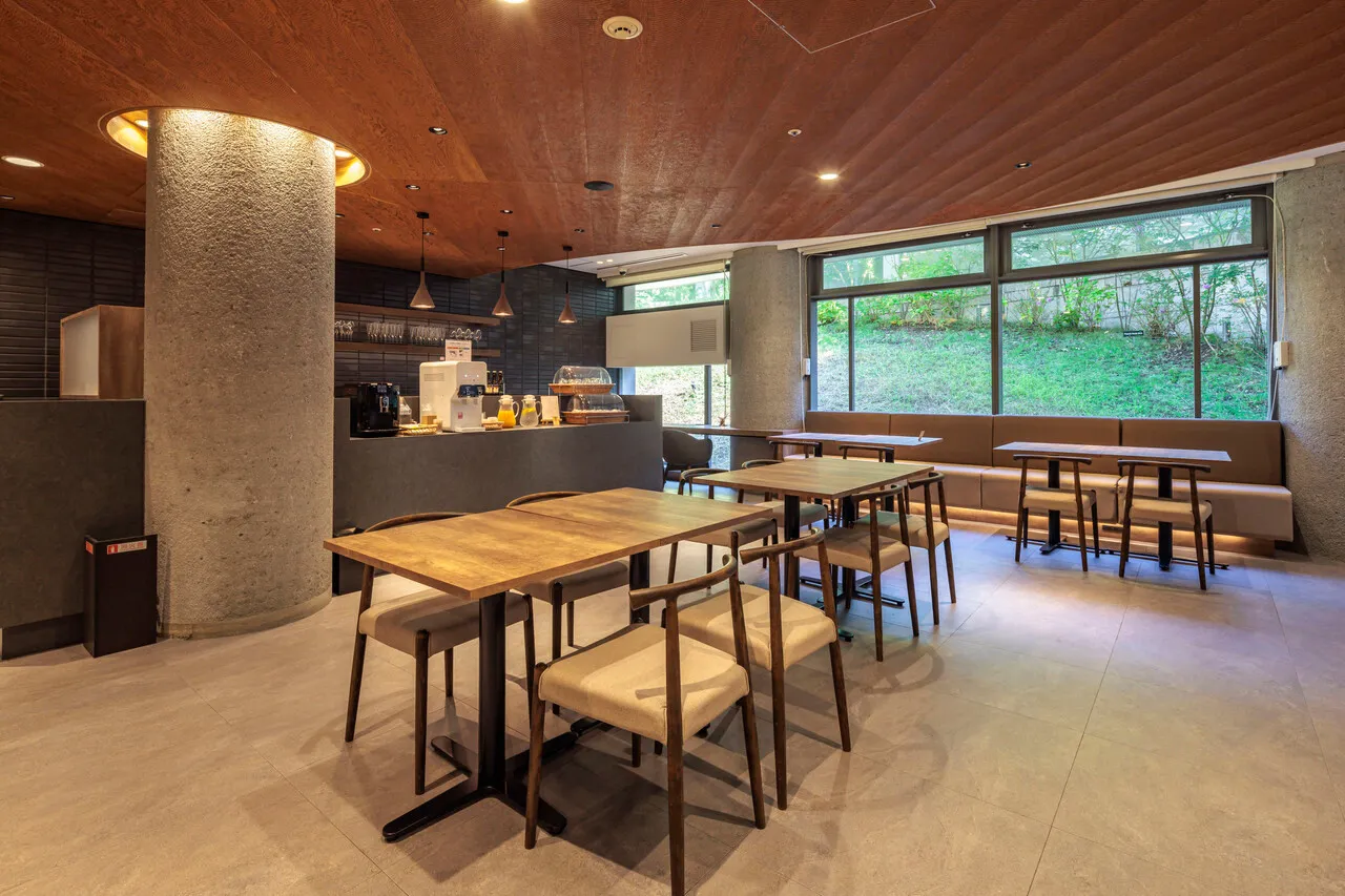 WeBase Kamakura — rooms and atmosphere