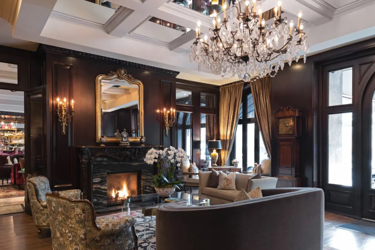 Wedgewood Hotel & Spa — rooms and atmosphere