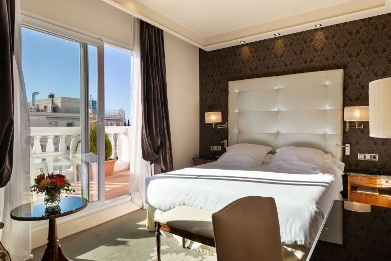 Wellington Hotel & Spa Madrid — rooms and atmosphere