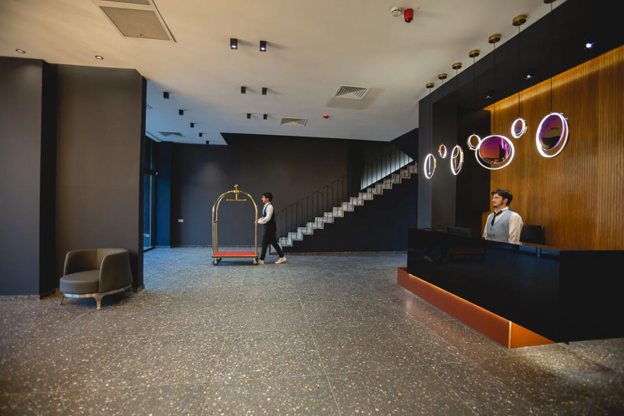 West Inn Kutaisi — rooms and atmosphere