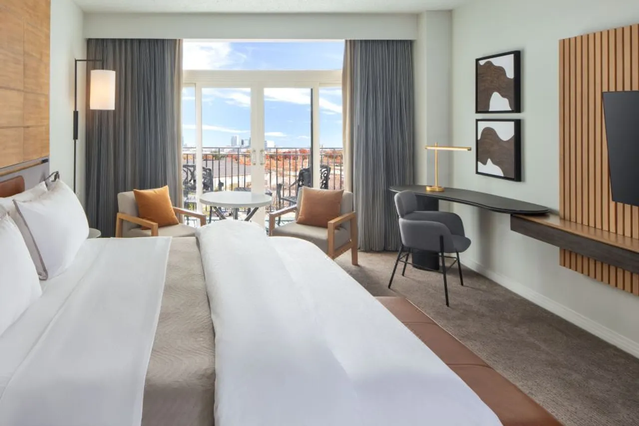 The Westin Dallas Stonebriar Golf Resort & Spa — rooms and atmosphere