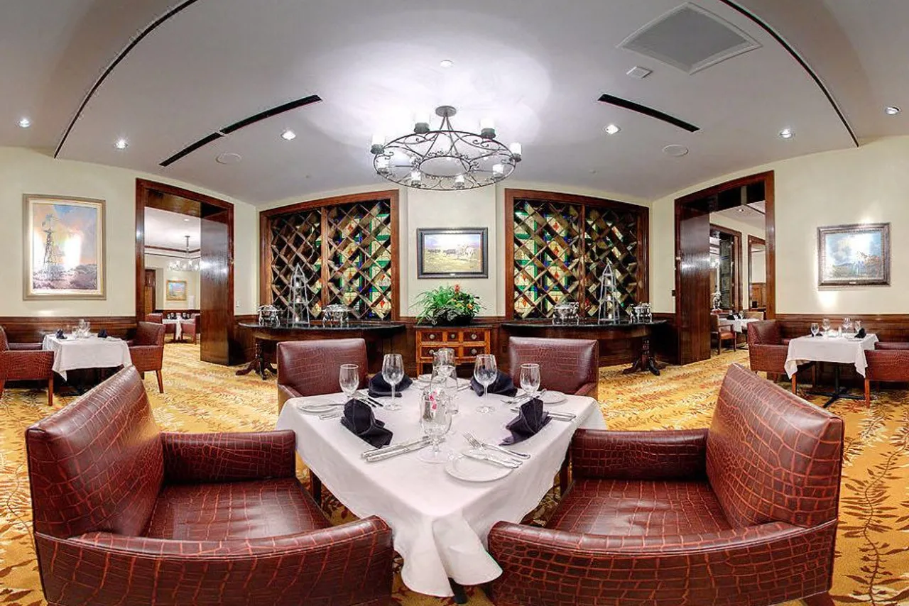 The Westin Dallas Stonebriar Golf Resort & Spa — rooms and atmosphere