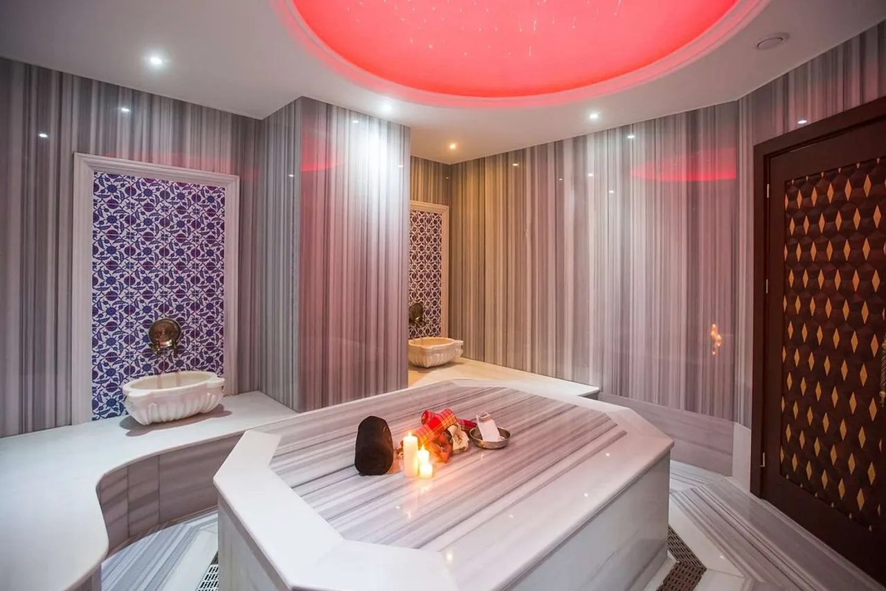 Wyndham Batumi — rooms and atmosphere