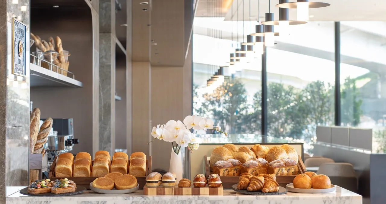 Wyndham Grand Busan Ijin — rooms and atmosphere