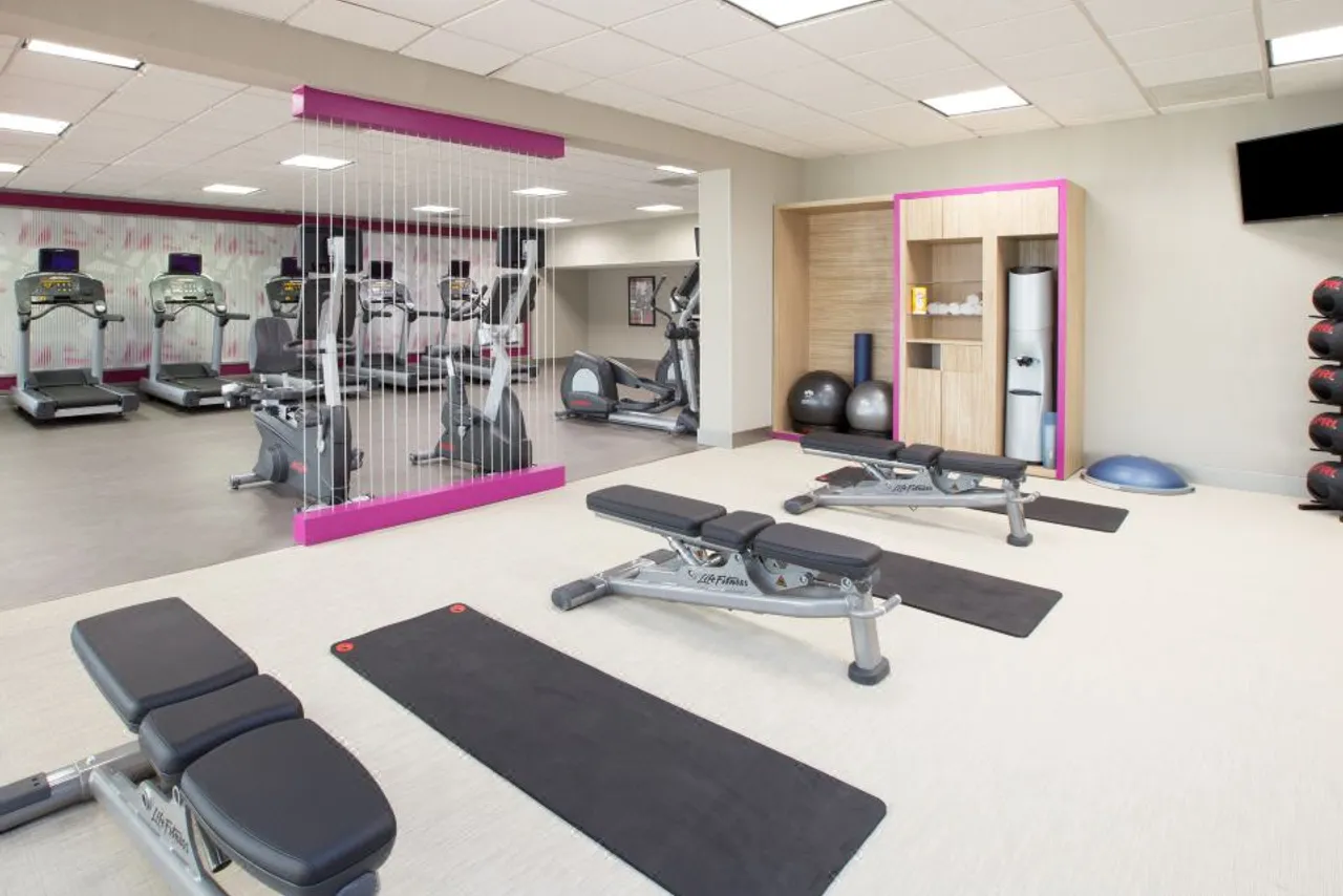 Wyndham Houston near NRG Park/Medical Center — rooms and atmosphere