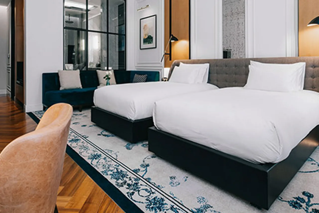 Yangon Excelsior — rooms and atmosphere