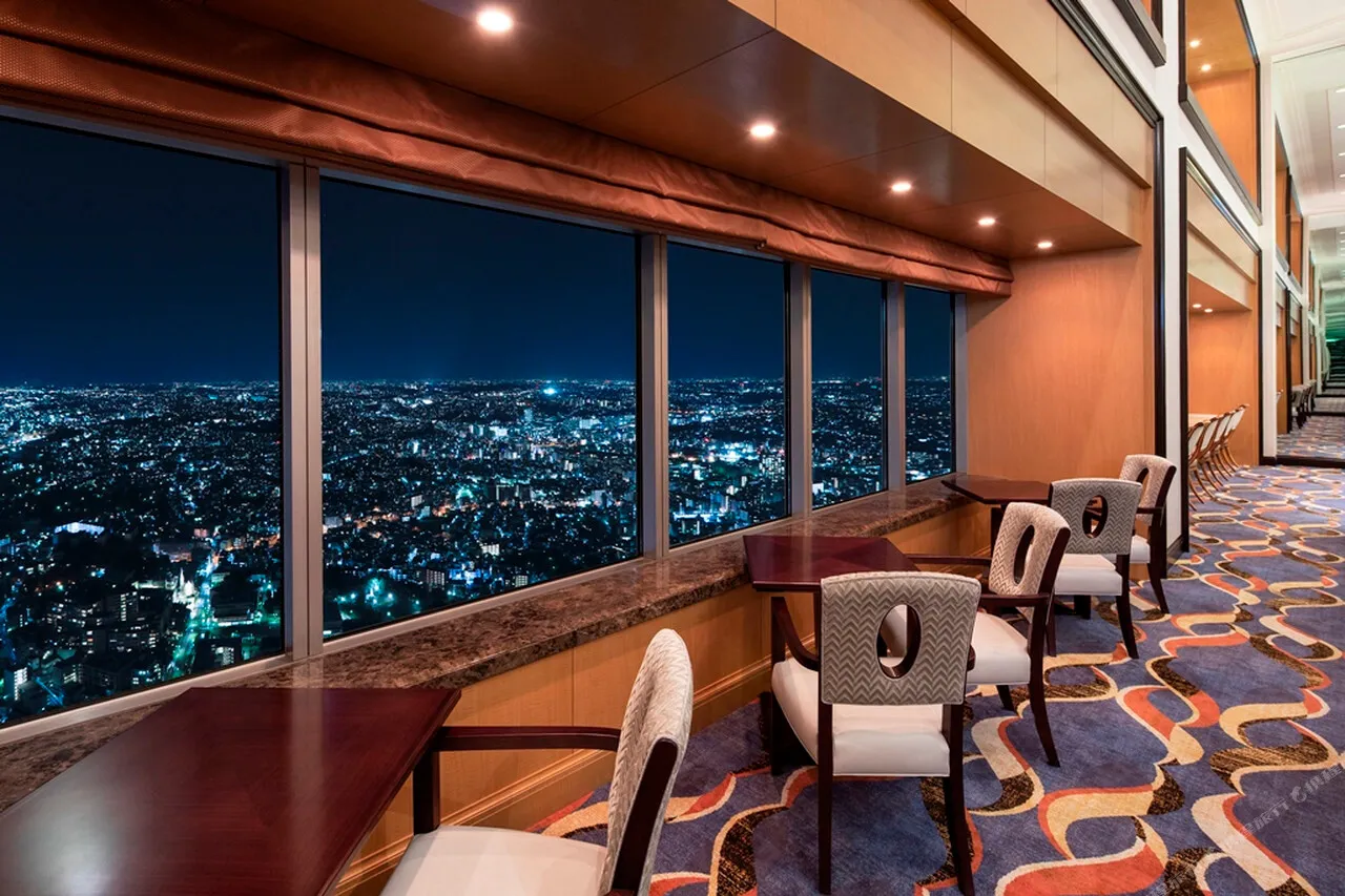 Yokohama Royal Park Hotel — rooms and atmosphere