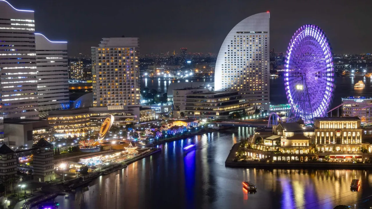Yokohama Sakuragicho Washington Hotel — rooms and atmosphere