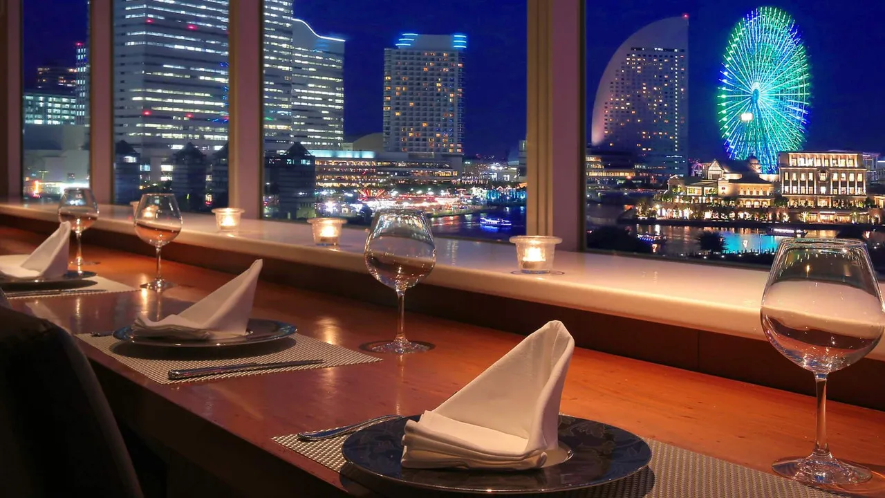Yokohama Sakuragicho Washington Hotel — rooms and atmosphere