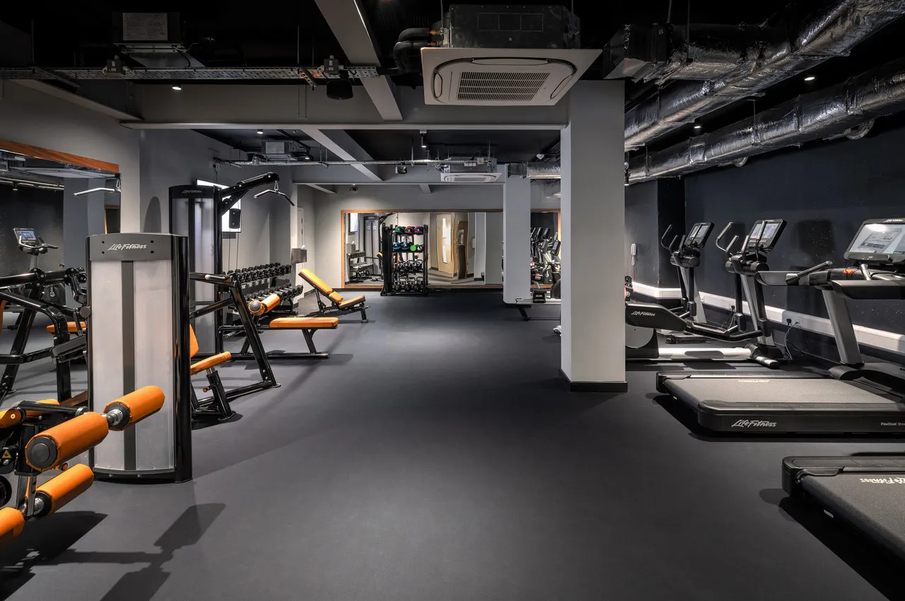 YOTEL Edinburgh — ภาพห้องพักและบรรยากาศ