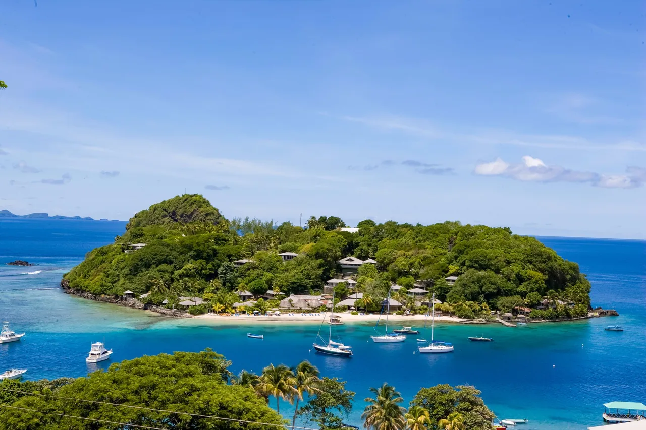 Young Island Resort — rooms and atmosphere