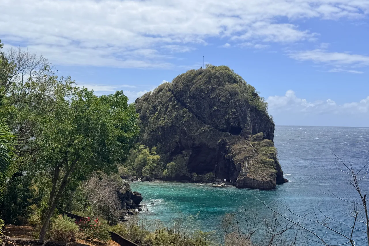 Young Island Resort — rooms and atmosphere