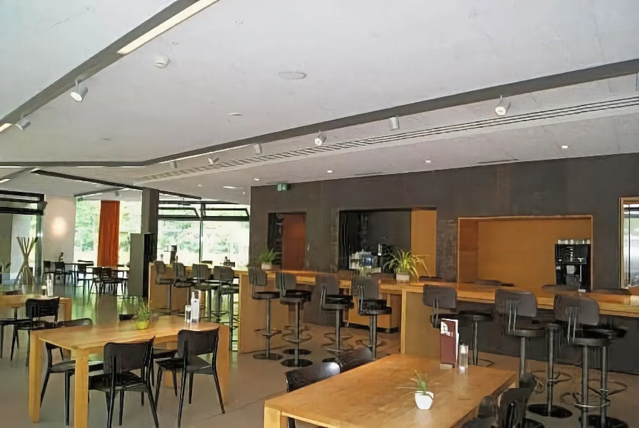 Youth Hostel Interlaken — rooms and atmosphere