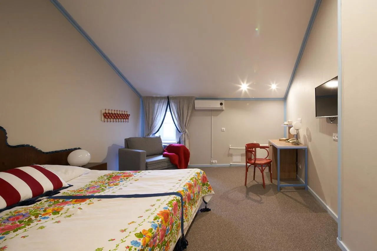 Hotel Yurievskoe Podvorye — ภาพห้องพักและบรรยากาศ