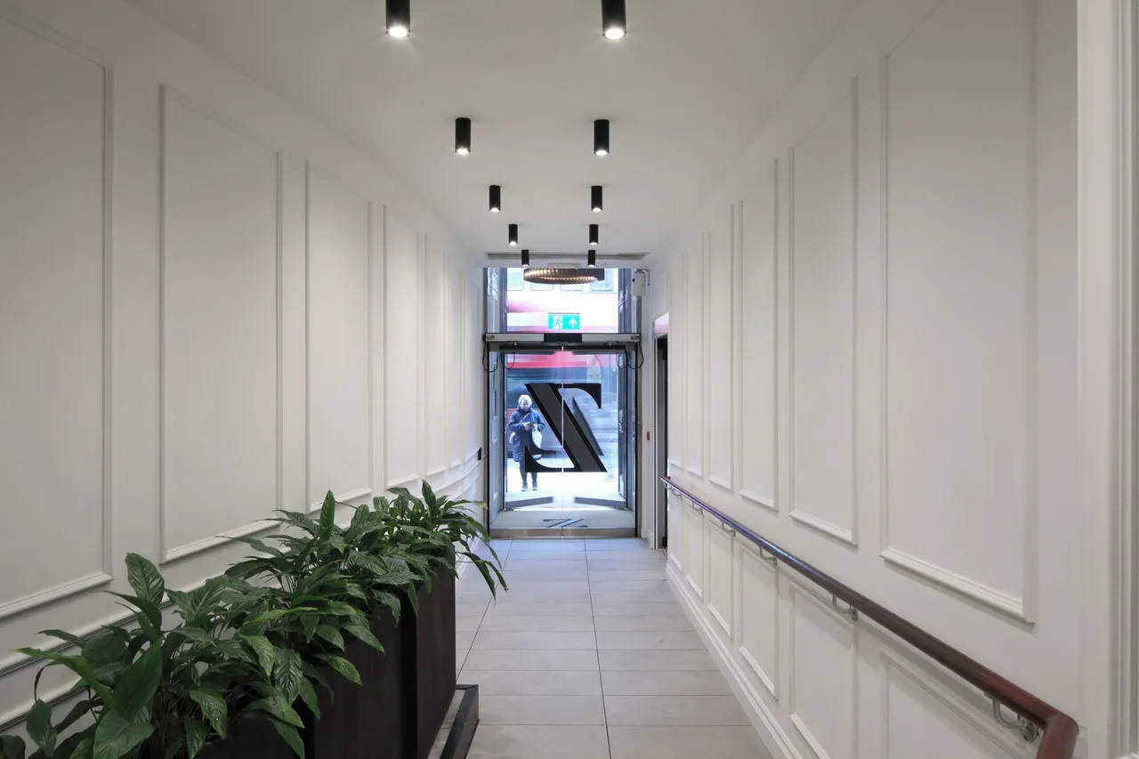 The Z Hotel City — rooms and atmosphere
