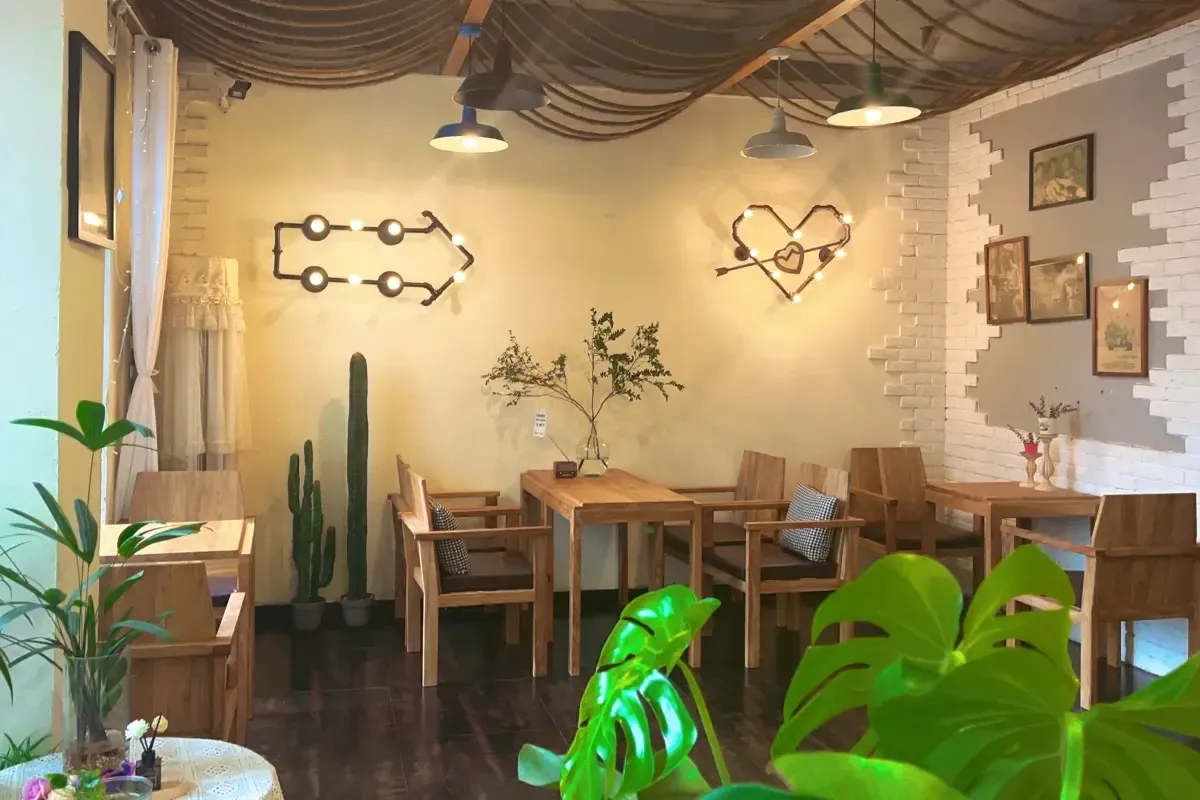 Zhangjiajie MINI Inn — rooms and atmosphere