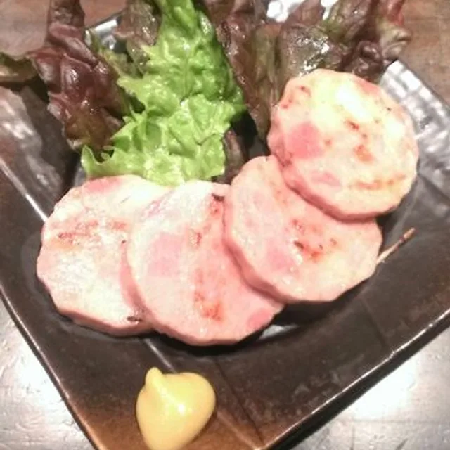 เกียวซ่าเชาเชา สาขาซันโจ คิยามาจิ (Chao Chao Gyoza Sanjo Kiyamachi) – เกียวซ่ากุ้ง ในเกียวโต