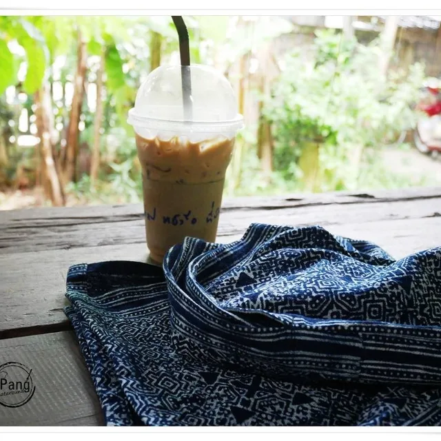 บ้านๆ น่านๆ ห้องสมุดและเกสต์โฮม – ชาเขียวเย็น ในน่าน