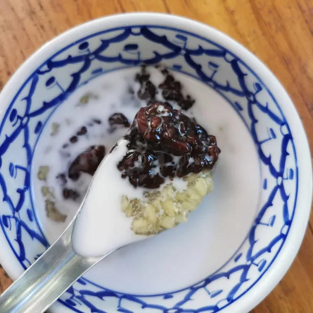 ของหวานป้านิ่ม – ไอศกรีมบัวลอย ในน่าน