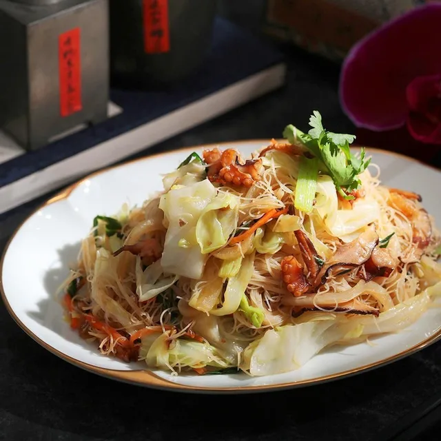 ซานไห่โหลว (山海樓 - Mountain & Sea House) – หมูหันย่าง (Roast Suckling Pig) ในไทเป