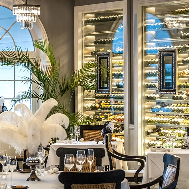 Apéritif Restaurant & Bar – Venison Wellington ห่อฟัวกราส์ + ซอสเรินดัง ในอูบุด (บาหลี)