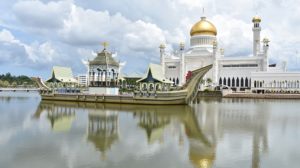 โรงแรม ที่พัก บันดาร์ เสรี เบกาวัน ( Bandar Seri Begawan ) ประเทศบูรไน (Brunei) topofhotel toptenhotel 650 x 365